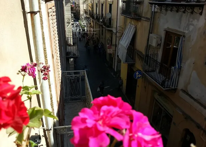 Del Corso Oda ve Kahvaltı Cefalù