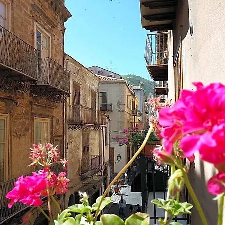Bed & Breakfast Del Corso Cefalù